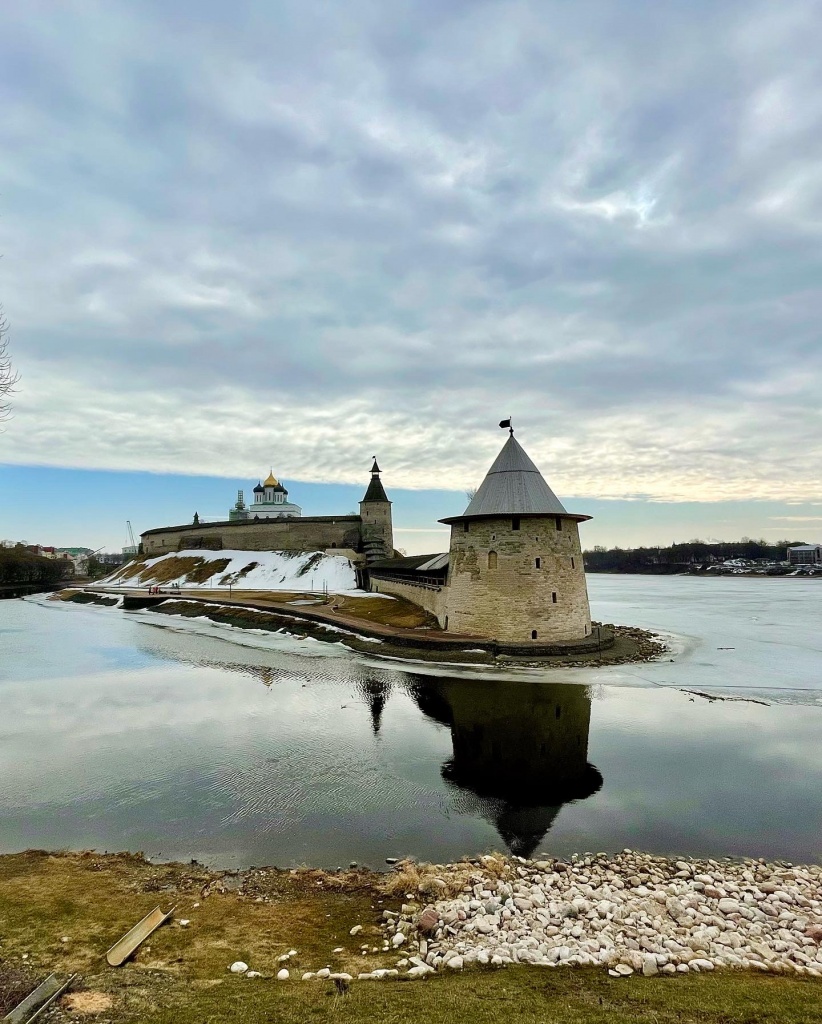 pskov_dd.JPG pskov_dd.JPG
